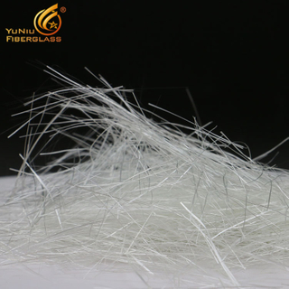 Fios picados de fibra de vidro amplamente utilizados na produção de ferramentas de isolamento